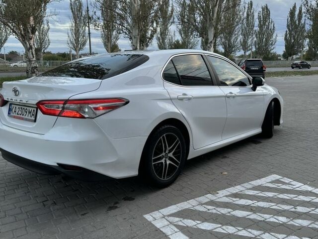 Белый Тойота Камри, объемом двигателя 2.5 л и пробегом 116 тыс. км за 16950 $, фото 4 на Automoto.ua