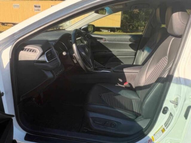 Белый Тойота Камри, объемом двигателя 2.5 л и пробегом 47 тыс. км за 24500 $, фото 6 на Automoto.ua