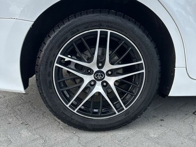 Белый Тойота Камри, объемом двигателя 2.5 л и пробегом 116 тыс. км за 16950 $, фото 7 на Automoto.ua