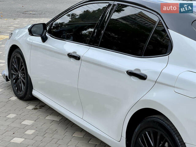 Білий Тойота Камрі, об'ємом двигуна 2.49 л та пробігом 166 тис. км за 21999 $, фото 10 на Automoto.ua