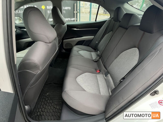 Белый Тойота Камри, объемом двигателя 2.5 л и пробегом 78 тыс. км за 21000 $, фото 13 на Automoto.ua