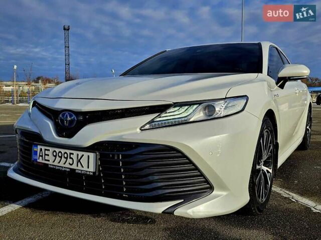 Белый Тойота Камри, объемом двигателя 2.49 л и пробегом 63 тыс. км за 23900 $, фото 19 на Automoto.ua