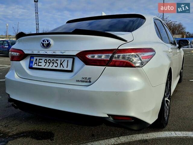 Белый Тойота Камри, объемом двигателя 2.49 л и пробегом 63 тыс. км за 23900 $, фото 9 на Automoto.ua