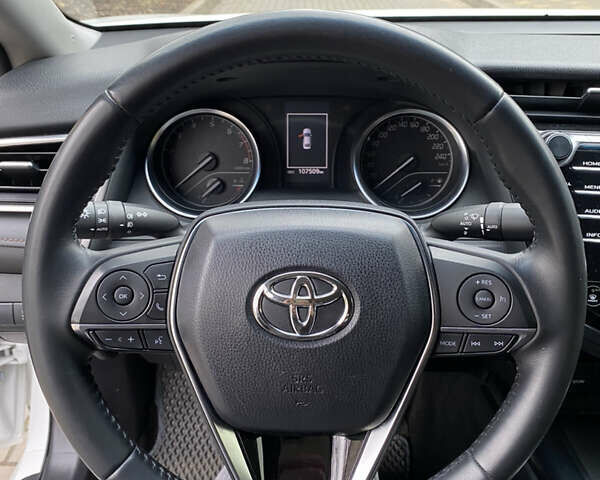 Білий Тойота Камрі, об'ємом двигуна 2.5 л та пробігом 107 тис. км за 22500 $, фото 27 на Automoto.ua