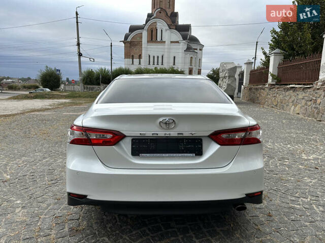 Білий Тойота Камрі, об'ємом двигуна 2.49 л та пробігом 160 тис. км за 23400 $, фото 4 на Automoto.ua