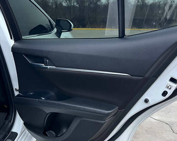 Білий Тойота Камрі, об'ємом двигуна 2.49 л та пробігом 89 тис. км за 22000 $, фото 63 на Automoto.ua