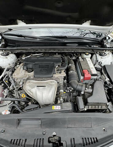 Білий Тойота Камрі, об'ємом двигуна 2.5 л та пробігом 115 тис. км за 23499 $, фото 24 на Automoto.ua