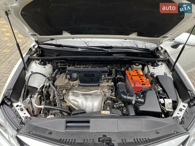 Білий Тойота Камрі, об'ємом двигуна 2.5 л та пробігом 107 тис. км за 22500 $, фото 25 на Automoto.ua