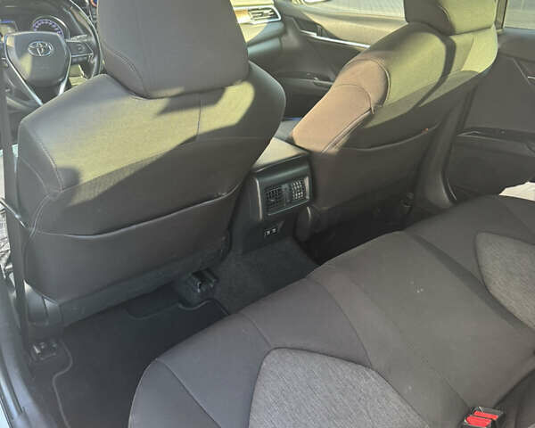 Белый Тойота Камри, объемом двигателя 2.49 л и пробегом 137 тыс. км за 21950 $, фото 25 на Automoto.ua