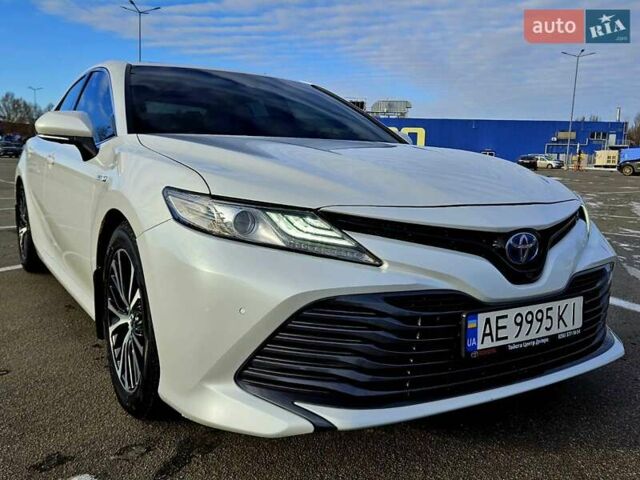 Белый Тойота Камри, объемом двигателя 2.49 л и пробегом 63 тыс. км за 23900 $, фото 18 на Automoto.ua