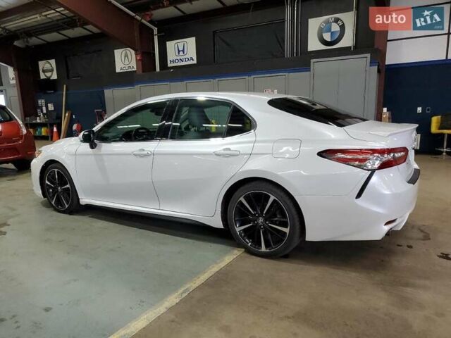 Білий Тойота Камрі, об'ємом двигуна 2.49 л та пробігом 116 тис. км за 6500 $, фото 1 на Automoto.ua