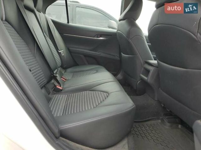 Білий Тойота Камрі, об'ємом двигуна 2.49 л та пробігом 77 тис. км за 6000 $, фото 9 на Automoto.ua