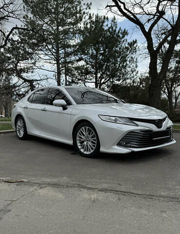 Білий Тойота Камрі, об'ємом двигуна 2.5 л та пробігом 115 тис. км за 23499 $, фото 18 на Automoto.ua