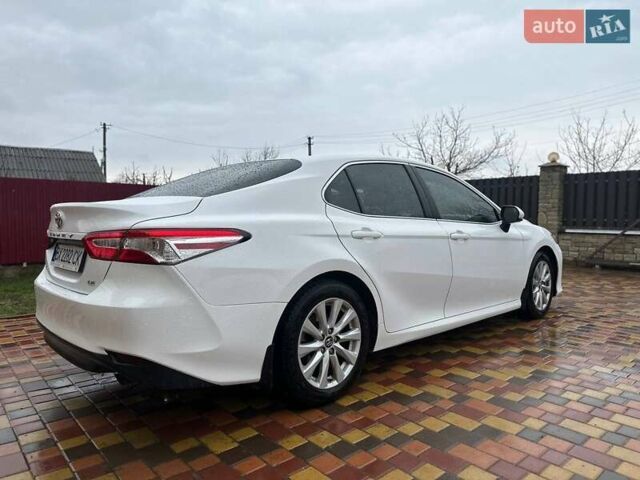 Білий Тойота Камрі, об'ємом двигуна 2.49 л та пробігом 110 тис. км за 20200 $, фото 8 на Automoto.ua