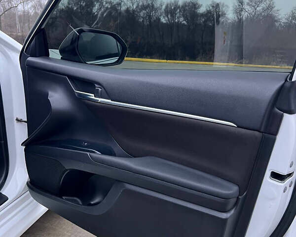 Білий Тойота Камрі, об'ємом двигуна 2.49 л та пробігом 89 тис. км за 22000 $, фото 69 на Automoto.ua