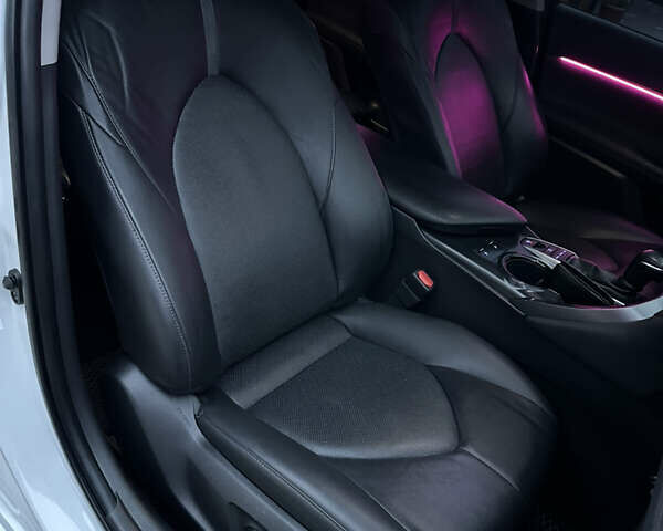 Білий Тойота Камрі, об'ємом двигуна 2.49 л та пробігом 158 тис. км за 22777 $, фото 37 на Automoto.ua