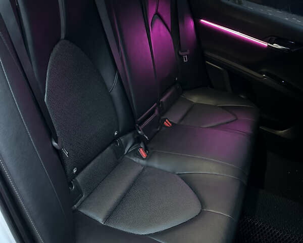 Білий Тойота Камрі, об'ємом двигуна 2.49 л та пробігом 158 тис. км за 22777 $, фото 32 на Automoto.ua