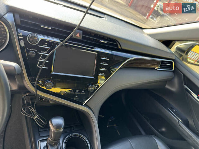 Белый Тойота Камри, объемом двигателя 2.49 л и пробегом 157 тыс. км за 22900 $, фото 13 на Automoto.ua