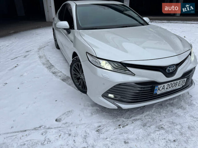 Белый Тойота Камри, объемом двигателя 2.49 л и пробегом 120 тыс. км за 27500 $, фото 8 на Automoto.ua