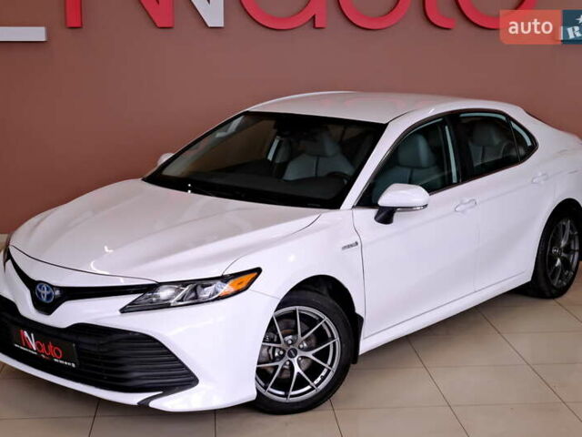 Белый Тойота Камри, объемом двигателя 2.5 л и пробегом 140 тыс. км за 21900 $, фото 8 на Automoto.ua