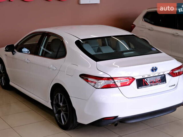 Белый Тойота Камри, объемом двигателя 2.5 л и пробегом 140 тыс. км за 21900 $, фото 14 на Automoto.ua