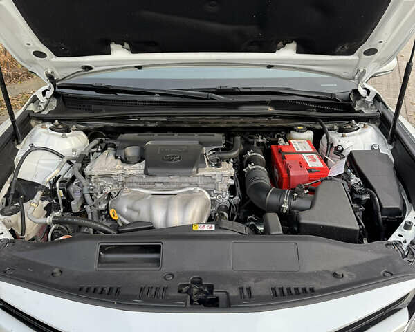 Білий Тойота Камрі, об'ємом двигуна 2.49 л та пробігом 265 тис. км за 24000 $, фото 10 на Automoto.ua