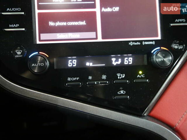 Белый Тойота Камри, объемом двигателя 3.46 л и пробегом 57 тыс. км за 36000 $, фото 11 на Automoto.ua