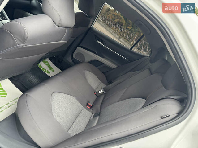 Білий Тойота Камрі, об'ємом двигуна 2.49 л та пробігом 129 тис. км за 21999 $, фото 15 на Automoto.ua