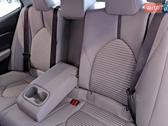 Белый Тойота Камри, объемом двигателя 2.5 л и пробегом 140 тыс. км за 21900 $, фото 37 на Automoto.ua