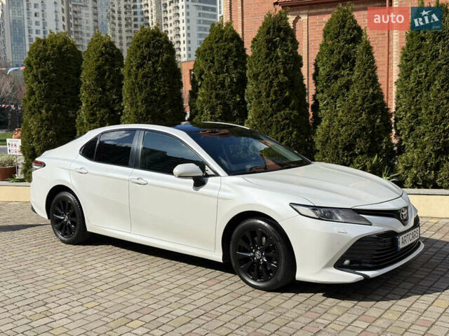 Белый Тойота Камри, объемом двигателя 2.5 л и пробегом 119 тыс. км за 18700 $, фото 8 на Automoto.ua