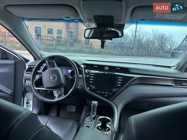 Білий Тойота Камрі, об'ємом двигуна 2.49 л та пробігом 82 тис. км за 26300 $, фото 42 на Automoto.ua