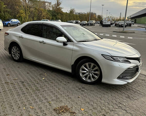 Білий Тойота Камрі, об'ємом двигуна 2.49 л та пробігом 265 тис. км за 24000 $, фото 3 на Automoto.ua