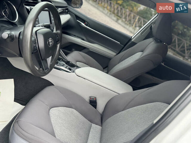 Білий Тойота Камрі, об'ємом двигуна 2.49 л та пробігом 129 тис. км за 21999 $, фото 13 на Automoto.ua