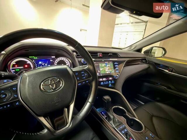 Белый Тойота Камри, объемом двигателя 2.49 л и пробегом 110 тыс. км за 29000 $, фото 10 на Automoto.ua