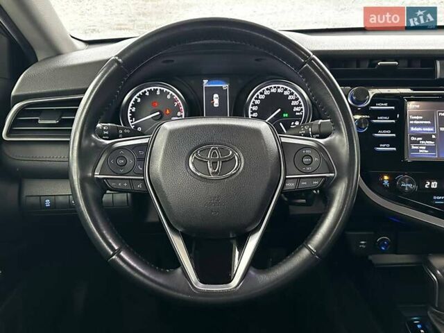 Тойота Камри 2019 в Днепре (Днепропетровске) на Automoto.ua Белый Тойота Камри, объемом двигателя 2.49 л и пробегом 78 тыс. км за 20999 $, фото 13 на Automoto.ua