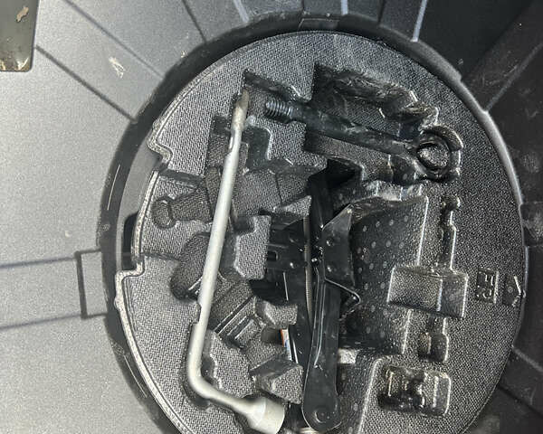 Білий Тойота Камрі, об'ємом двигуна 2.5 л та пробігом 127 тис. км за 25700 $, фото 25 на Automoto.ua