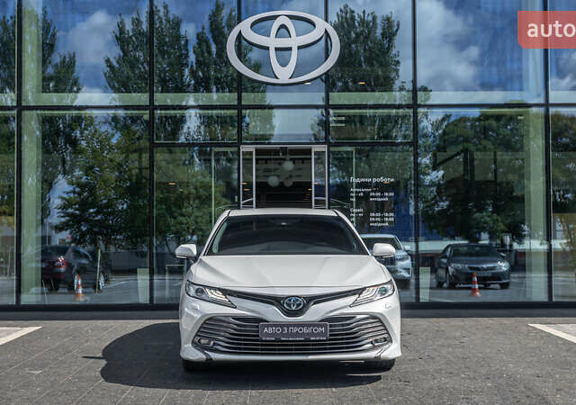 Белый Тойота Камри, объемом двигателя 2.49 л и пробегом 112 тыс. км за 30094 $, фото 4 на Automoto.ua
