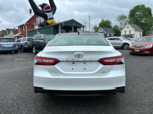 Білий Тойота Камрі, об'ємом двигуна 2.5 л та пробігом 66 тис. км за 16000 $, фото 5 на Automoto.ua