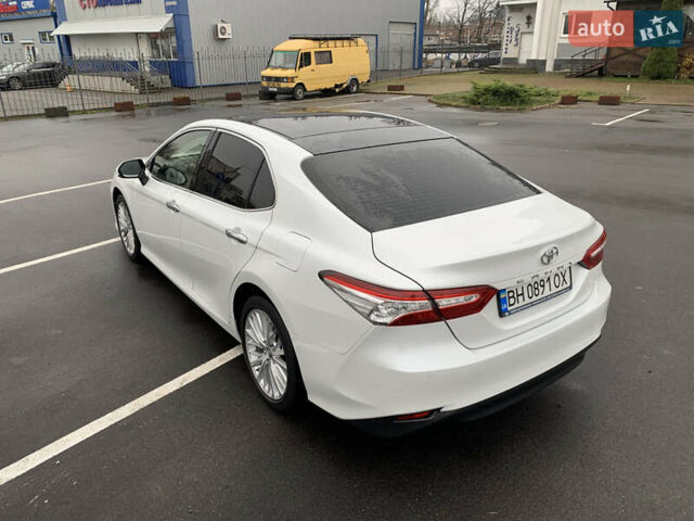 Белый Тойота Камри, объемом двигателя 2.49 л и пробегом 63 тыс. км за 23500 $, фото 14 на Automoto.ua