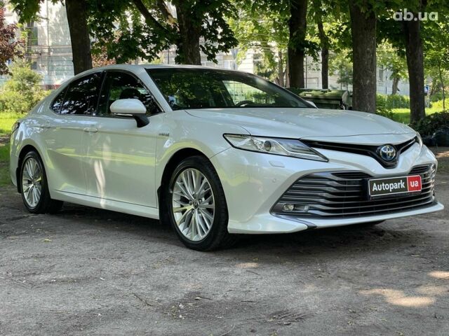Білий Тойота Камрі, об'ємом двигуна 2.5 л та пробігом 92 тис. км за 29990 $, фото 2 на Automoto.ua
