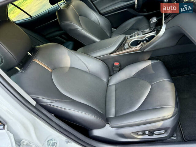 Белый Тойота Камри, объемом двигателя 2.49 л и пробегом 89 тыс. км за 28800 $, фото 34 на Automoto.ua