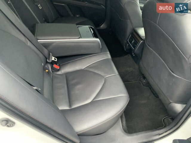 Белый Тойота Камри, объемом двигателя 2.49 л и пробегом 63 тыс. км за 23500 $, фото 46 на Automoto.ua