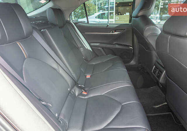 Белый Тойота Камри, объемом двигателя 2.49 л и пробегом 112 тыс. км за 30094 $, фото 6 на Automoto.ua