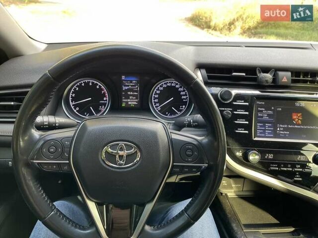 Белый Тойота Камри, объемом двигателя 2.49 л и пробегом 111 тыс. км за 23000 $, фото 9 на Automoto.ua