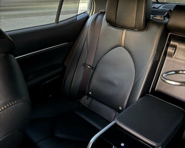 Белый Тойота Камри, объемом двигателя 2.49 л и пробегом 80 тыс. км за 27500 $, фото 18 на Automoto.ua