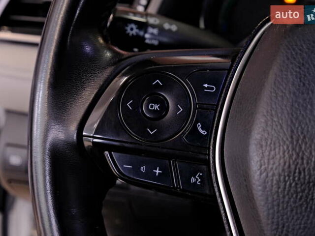 Белый Тойота Камри, объемом двигателя 2.5 л и пробегом 140 тыс. км за 21900 $, фото 28 на Automoto.ua