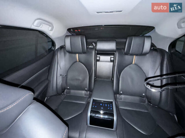 Белый Тойота Камри, объемом двигателя 2.49 л и пробегом 80 тыс. км за 27500 $, фото 20 на Automoto.ua