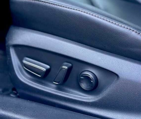 Белый Тойота Камри, объемом двигателя 2.5 л и пробегом 105 тыс. км за 18000 $, фото 9 на Automoto.ua