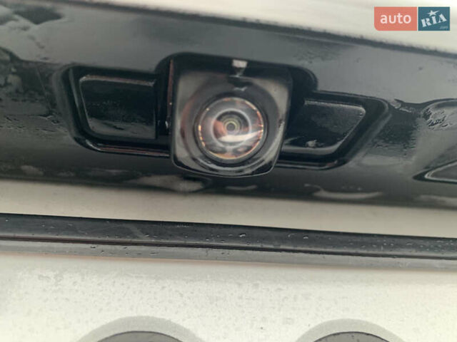 Белый Тойота Камри, объемом двигателя 2.49 л и пробегом 63 тыс. км за 23500 $, фото 41 на Automoto.ua