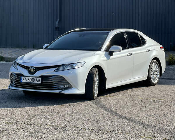 Білий Тойота Камрі, об'ємом двигуна 2.49 л та пробігом 107 тис. км за 26800 $, фото 1 на Automoto.ua